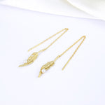 Lamorvita_Pearl_Feather_SilverThreadEarrings_RightScene