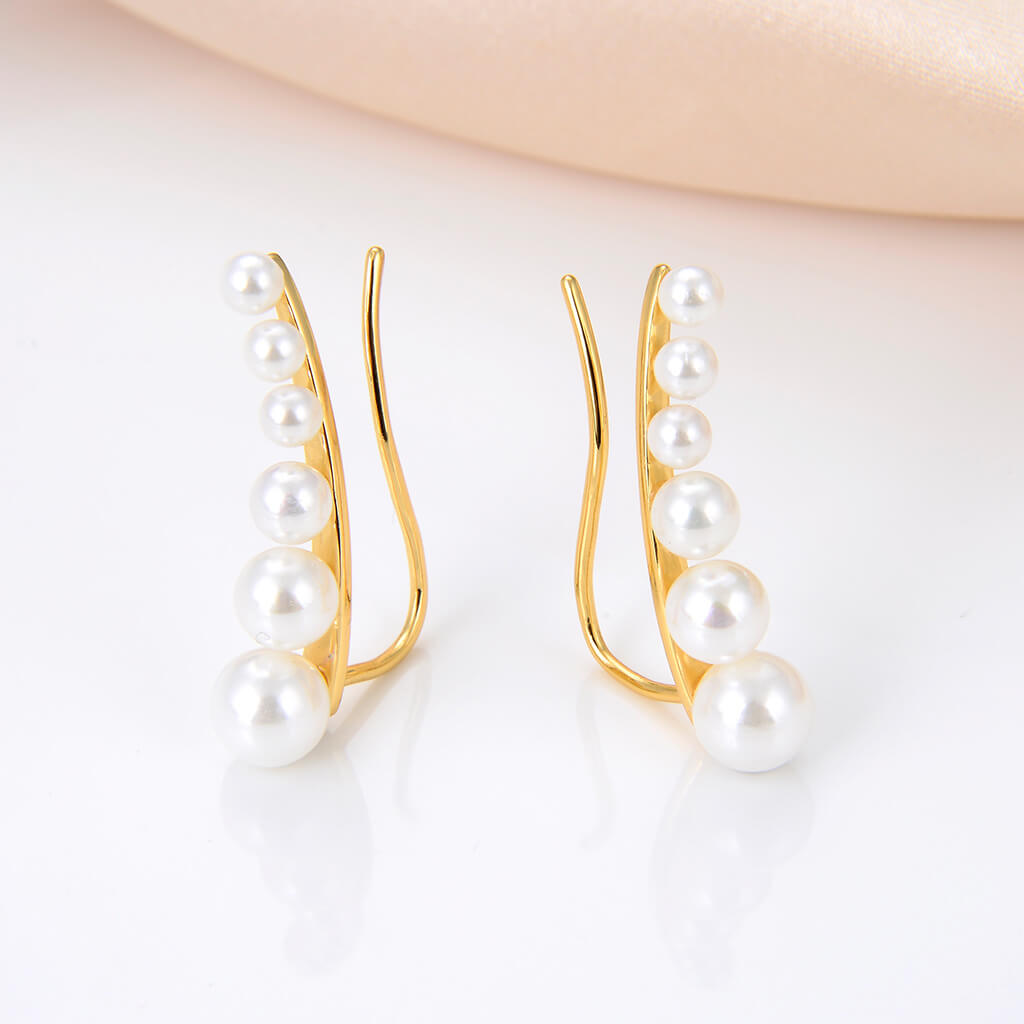 Lamorvita_Pearl_Line_SilverClimberEarrings_MidScene